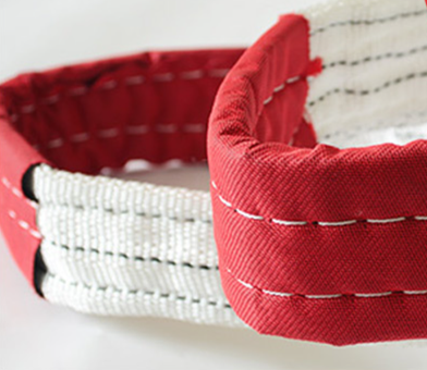 Reinforced suspension buckle